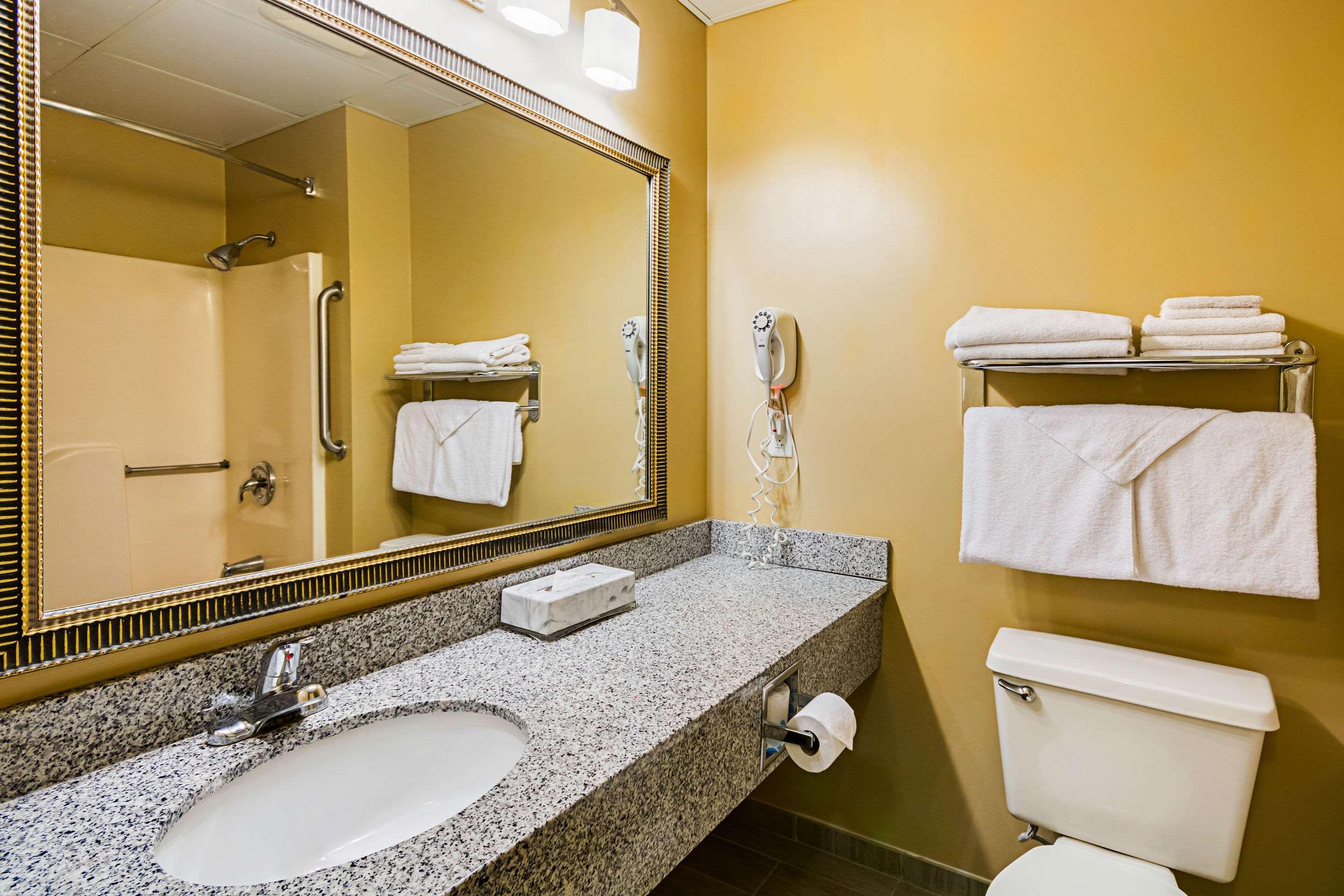 Quality Inn Fairmont